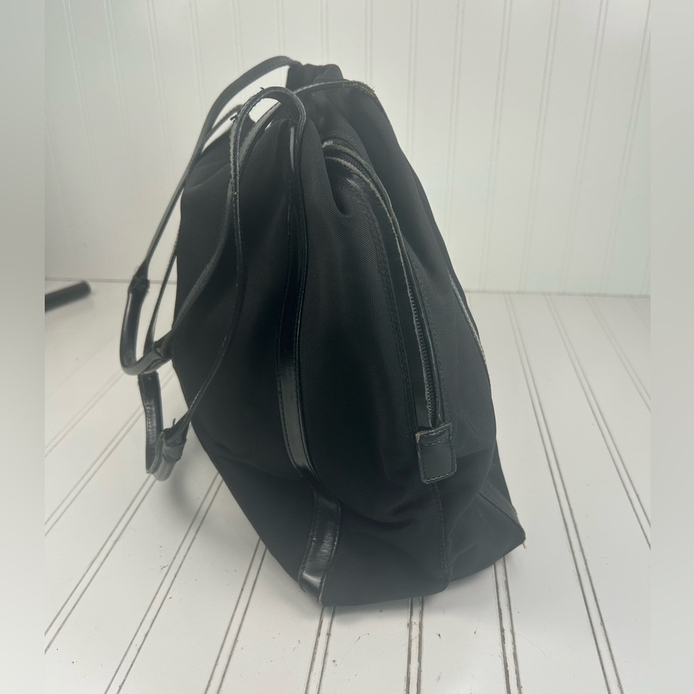 Gucci Vintage Black Nylon Tote Bag with Leather Trim - Picture 8 of 9